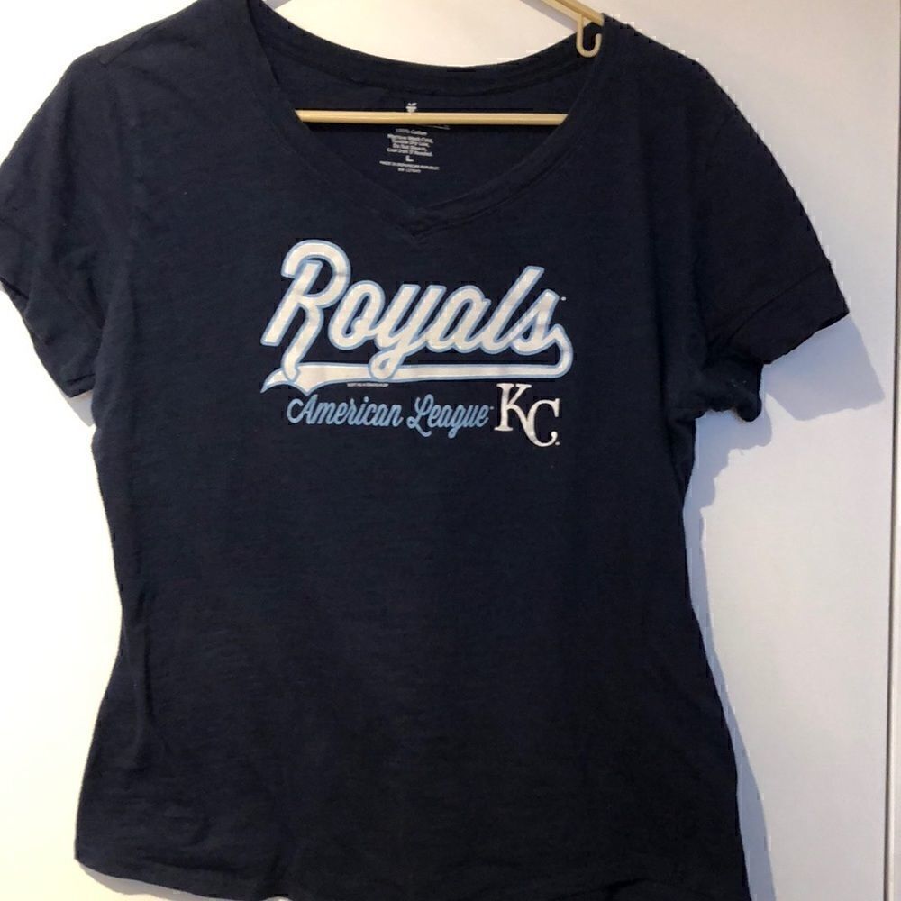 Royals Tee size L